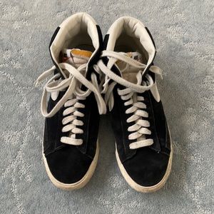 Men’s Nike blazer high top sneakers 10.5 navy